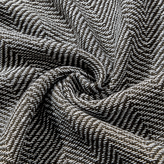 1 Piece Knitted Throw Blanket with Decorative Tassels for Couch Sofa Chair, Rustic Yarn-Dye Woven Blanket with Geometric Pattern