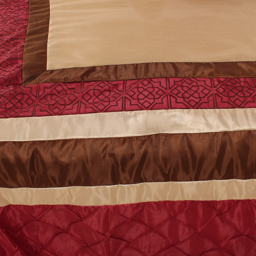 7 Piece Hypoallergenic Fade Resistant Patchwork Diamond Pintuck  Bed In A Bag Comforter Set-MYA