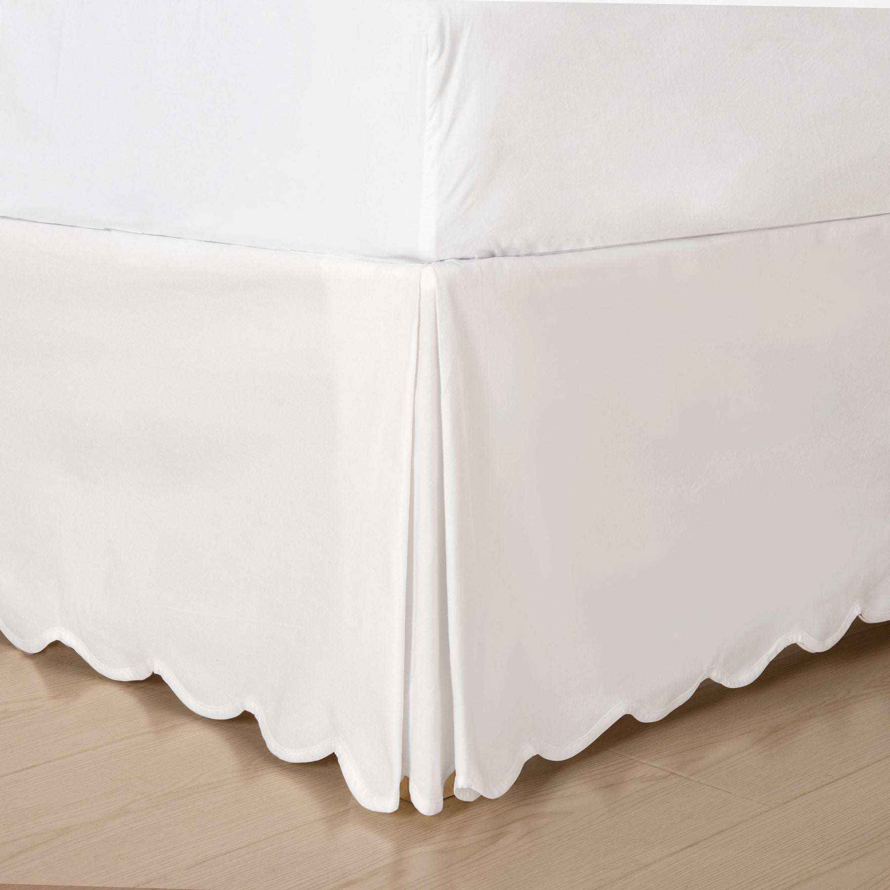 Scallop Ruffle Edge 14-Inch Pleated Scallop Bedskirt | Anti-Slip Dust Ruffle – HIG BEDDING
