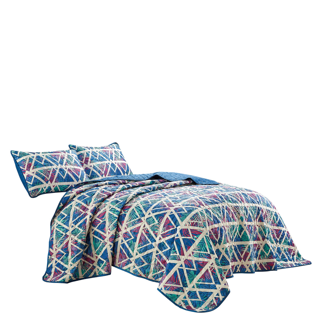 Reversible 3-Piece Geometric Triangle Bedspread Set - Quilted Coverlet with Pillow Shams
