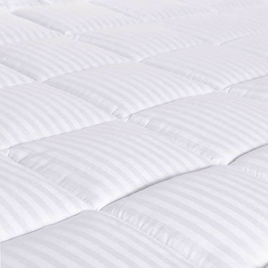 HIG Breathable Cotton Mattress Pad King Size, Fluffy Fitted Mattress Cover Protector with 8-21" Deep Pocket, Thick Quilted Pillow Top Mattress Topper for Back Pain, White